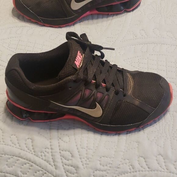Nike reax run size 7.5 - Picture 1 of 8